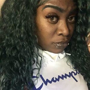 Meet your Posher, Shanta